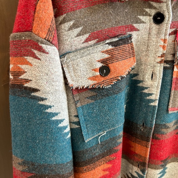 Tribal Aztec Women's Shacket - Picture 4 of 6